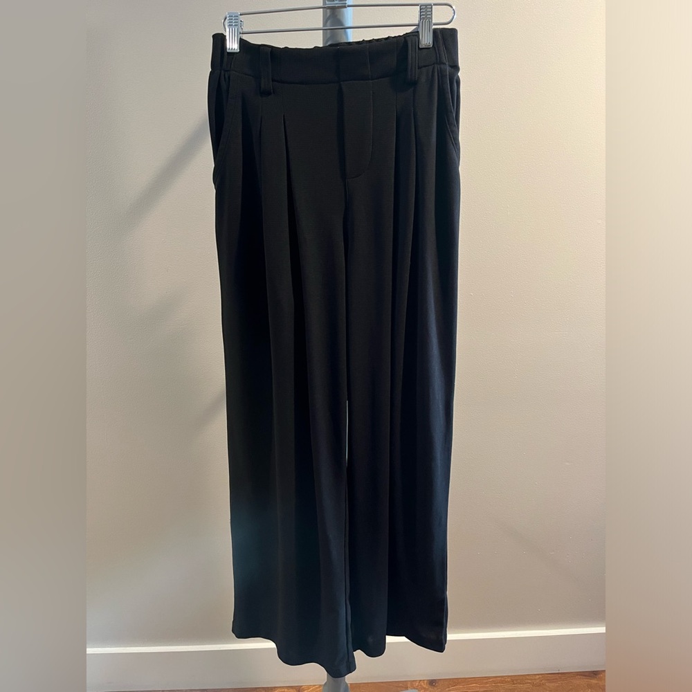 Halara- High-rise waffle fabric wide leg pants